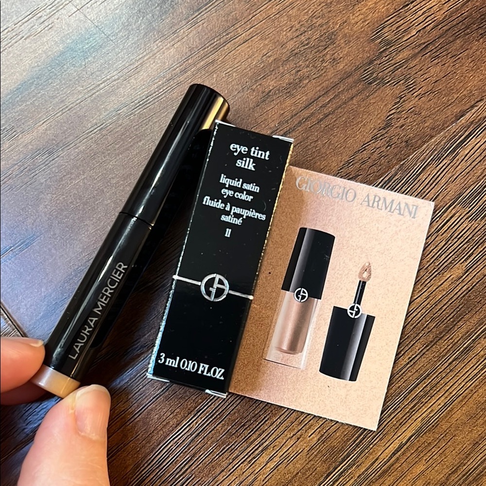 Giorgio Armani Eye Tint Silk & shadow stick in rose gold
